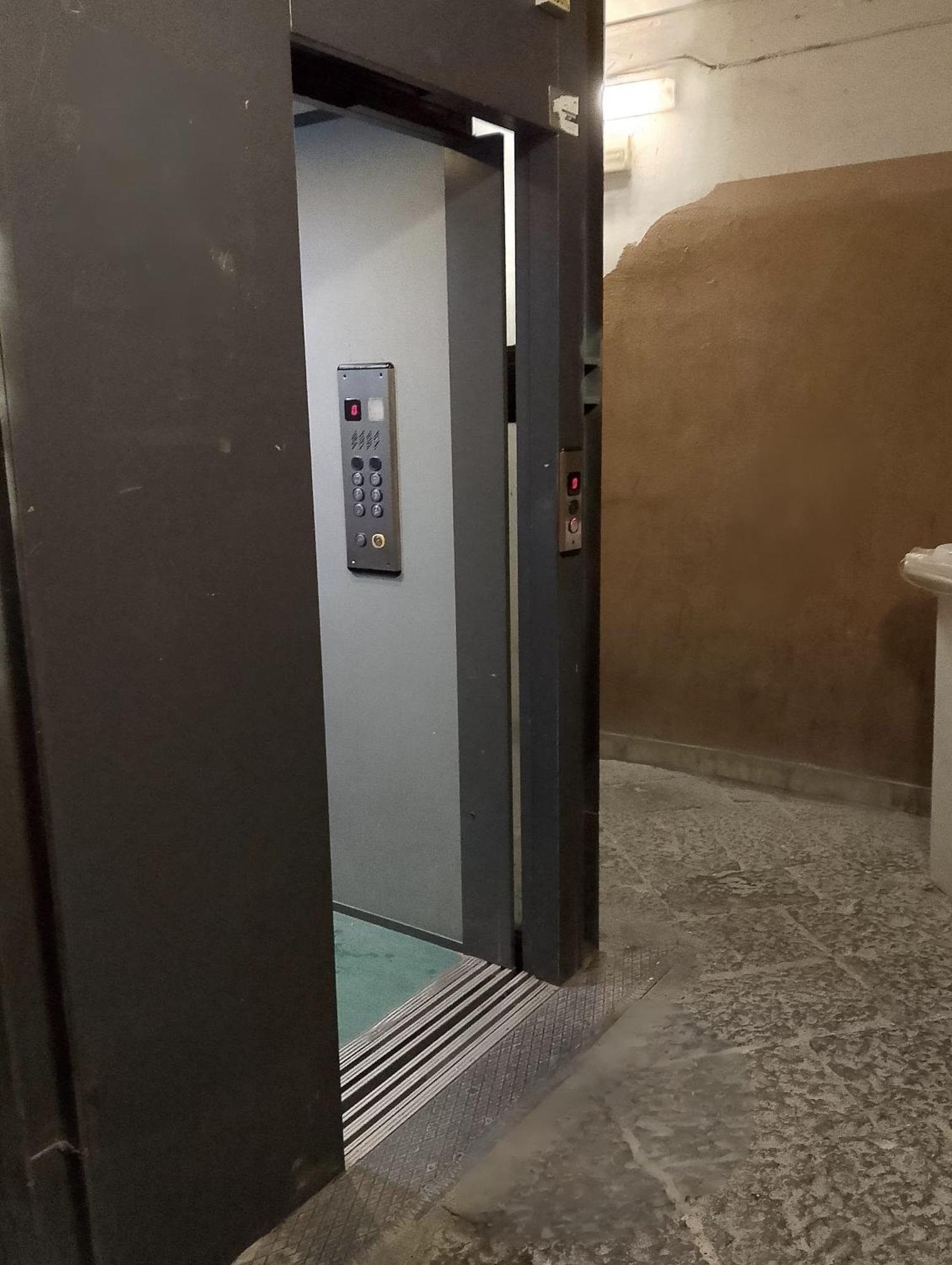 Mary House Napoli Centro Apartment Exterior photo